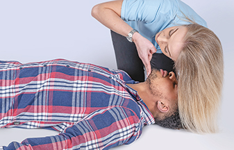 basic first aid resuscitation